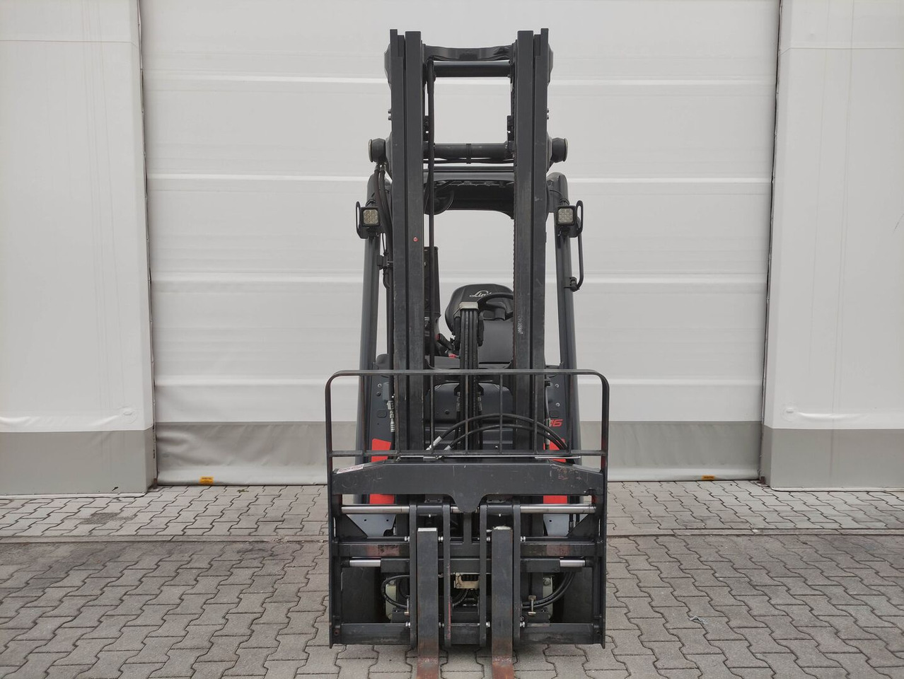 Linde E16PH-02-386 EVO - Chariot élévateur électrique: photos 3 Linde E16PH-02-386 EVO - Chariot élévateur électrique: photos 3