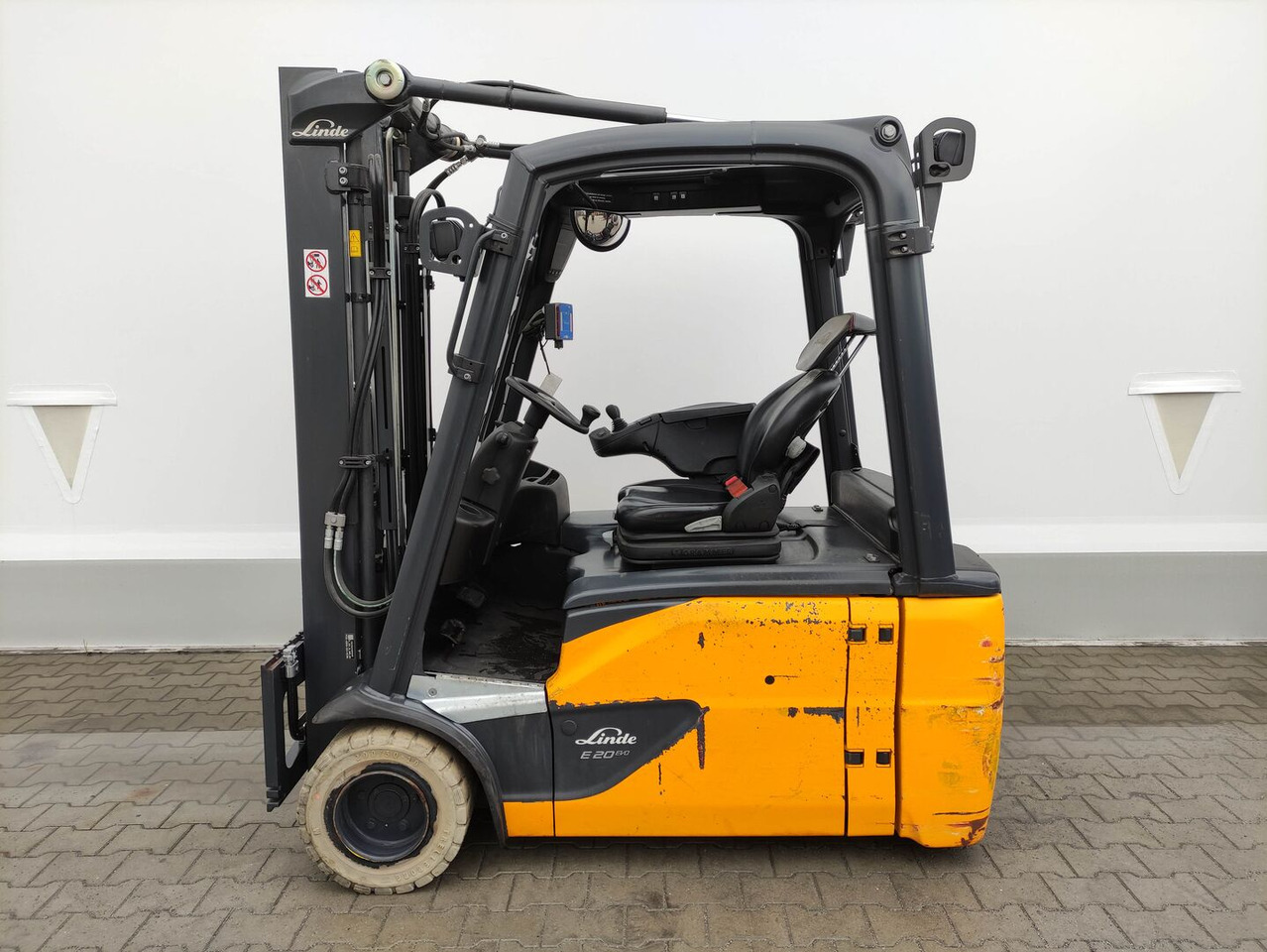 Chariot élévateur électrique Linde E20L-02/386 EVO: photos 1