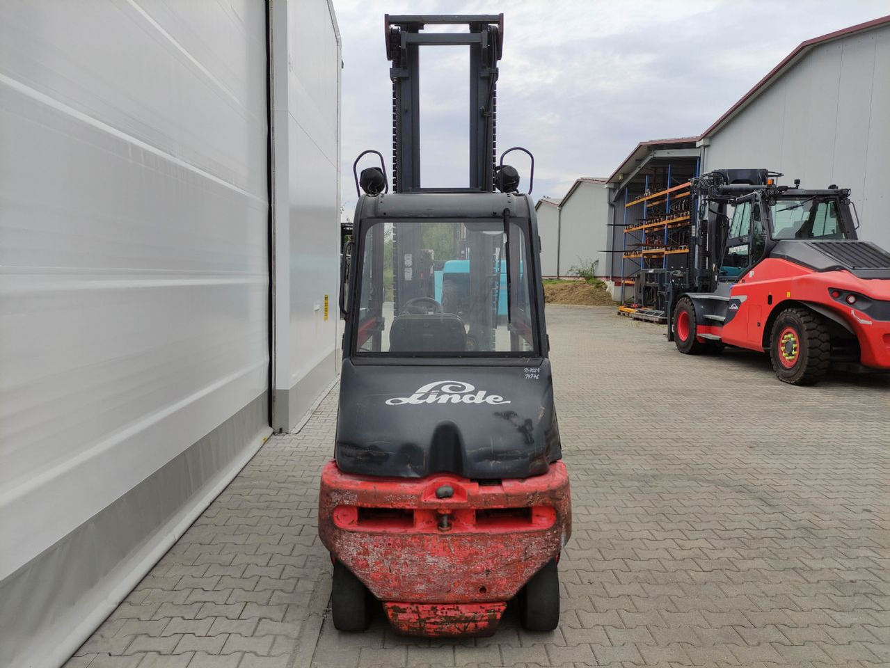 Linde E30-01-336 - Chariot élévateur électrique: photos 4 Linde E30-01-336 - Chariot élévateur électrique: photos 4