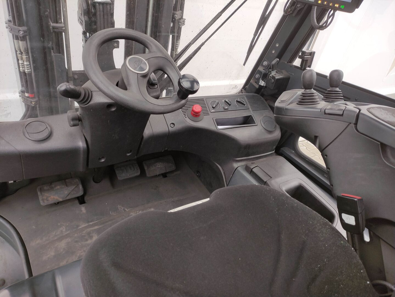 Linde E45HL-01-/600-388 - Chariot élévateur électrique: photos 5 Linde E45HL-01-/600-388 - Chariot élévateur électrique: photos 5