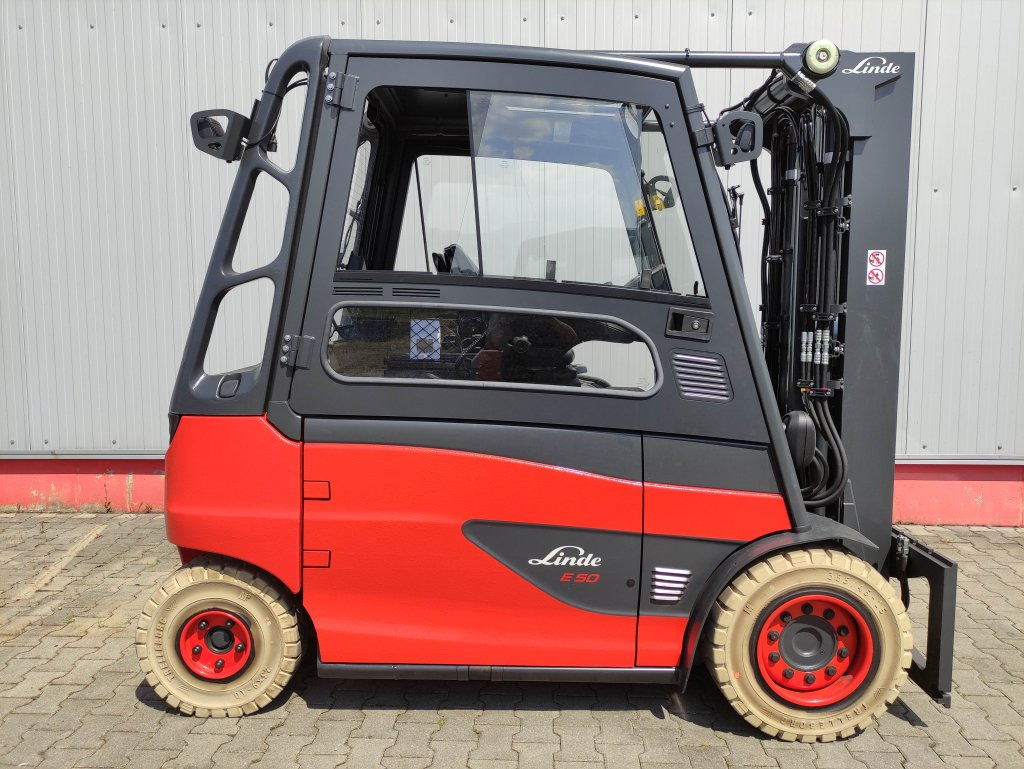 Linde E50HL-01-388 - Chariot élévateur électrique: photos 2 Linde E50HL-01-388 - Chariot élévateur électrique: photos 2