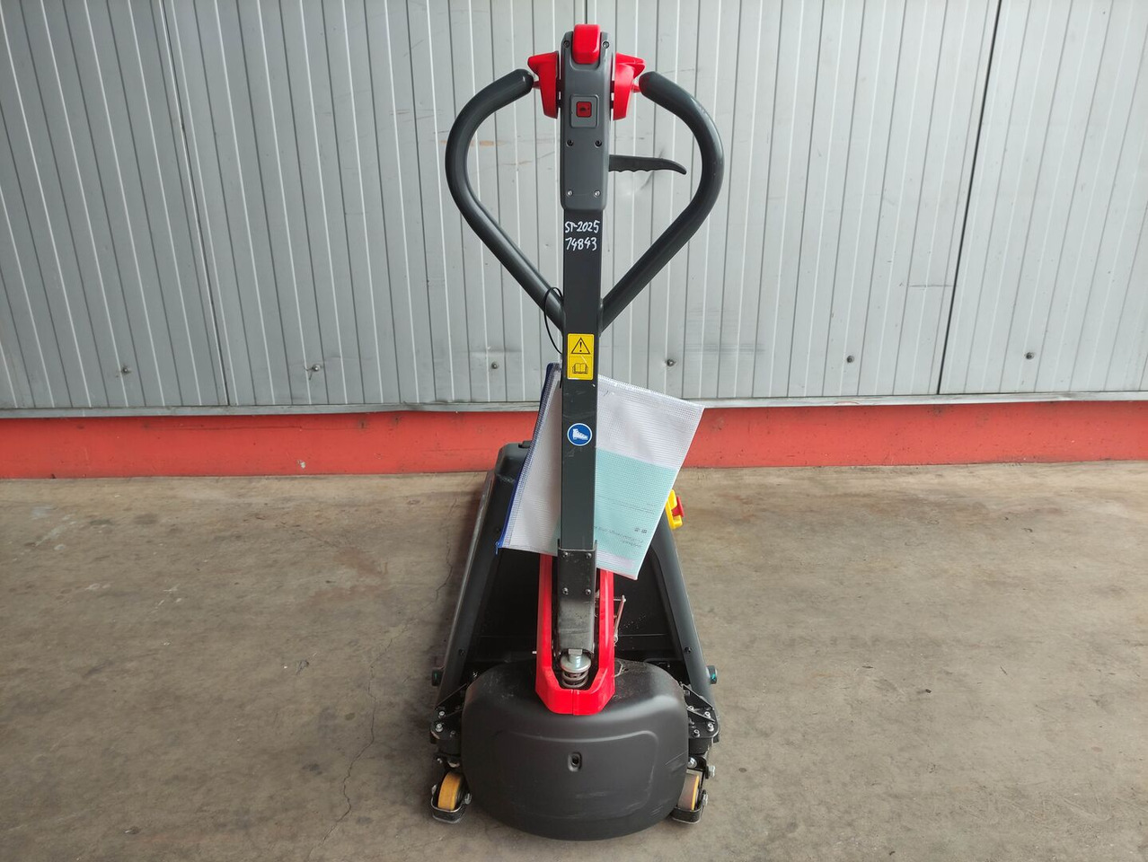 Linde MT15C - Transpalette: photos 4 Linde MT15C - Transpalette: photos 4