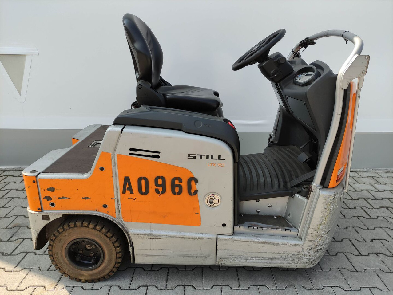 Still LTX-70 - Chariot tracteur: photos 2 Still LTX-70 - Chariot tracteur: photos 2