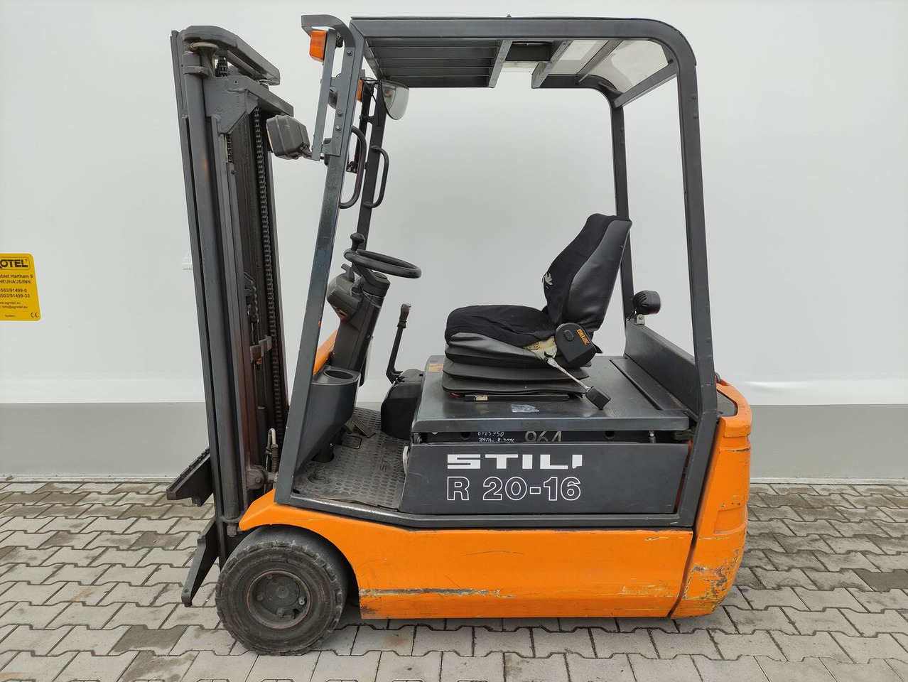 Chariot élévateur électrique Still R20-16: photos 1