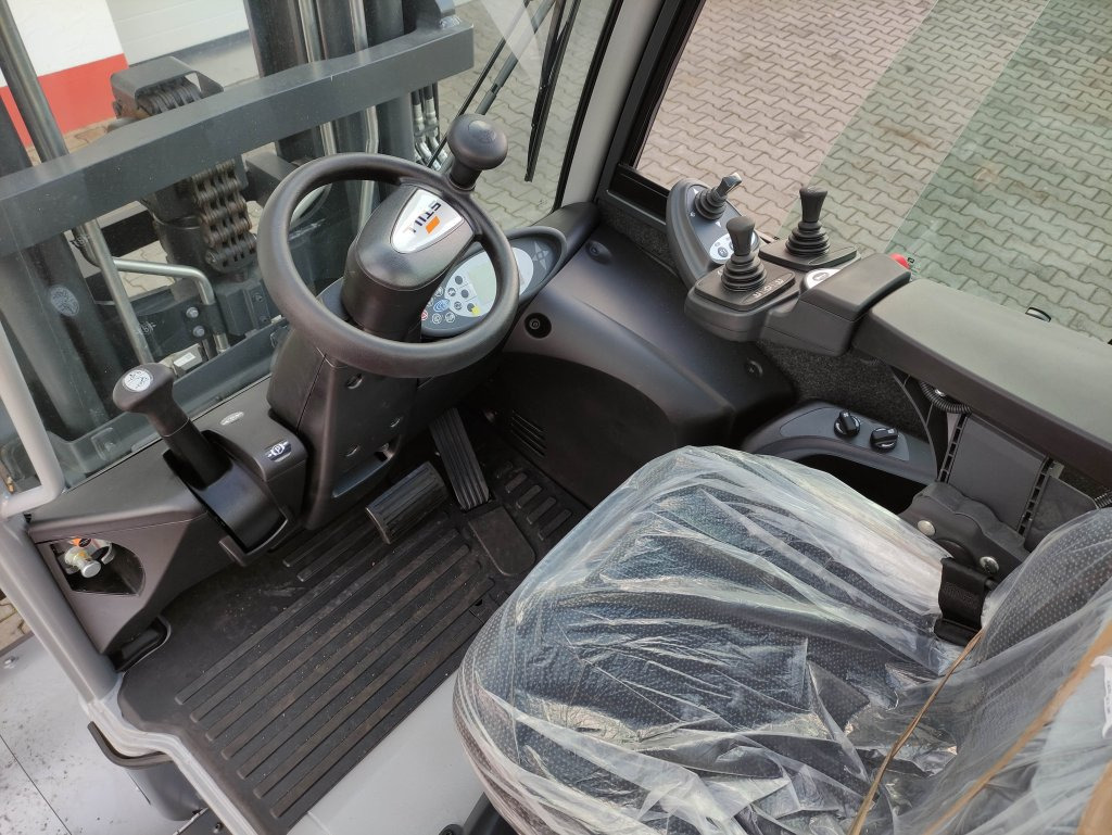 Still RX60-80/900 - Chariot élévateur électrique: photos 5 Still RX60-80/900 - Chariot élévateur électrique: photos 5