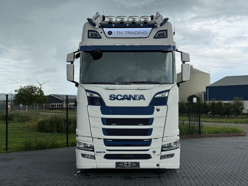 Scania 520S V8 NGS FULL AIR, LEATHER, ALCOA, HYDRAULIC, KIPPER, TOP. - Tracteur routier: photos 2 Scania 520S V8 NGS FULL AIR, LEATHER, ALCOA, HYDRAULIC, KIPPER, TOP. - Tracteur routier: photos 2