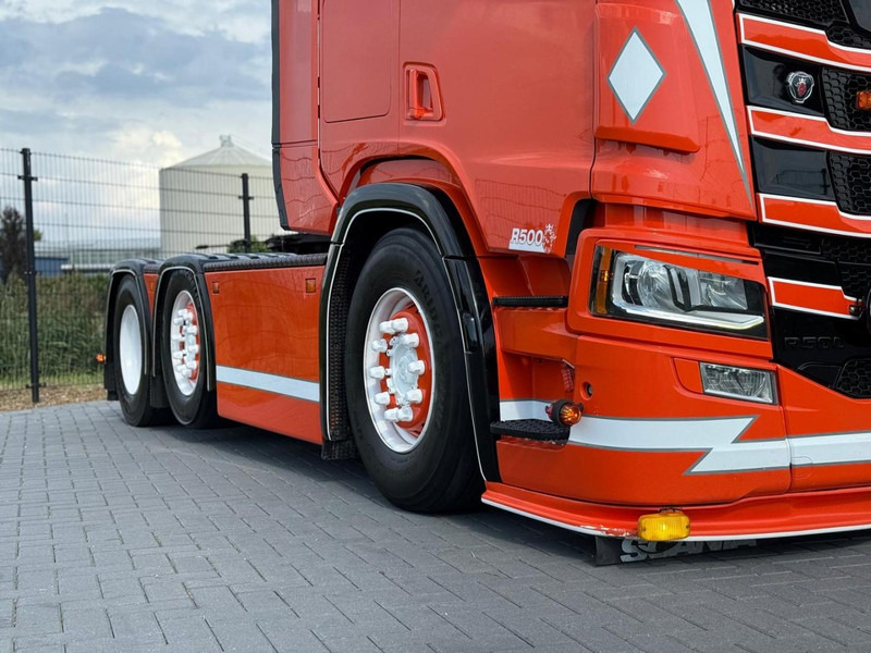 Scania R500 SHOWTRUCK, VOLLUCHT, PTO/HYDRAULIEK, RETARDER, 6X2/4. - Tracteur routier: photos 5 Scania R500 SHOWTRUCK, VOLLUCHT, PTO/HYDRAULIEK, RETARDER, 6X2/4. - Tracteur routier: photos 5