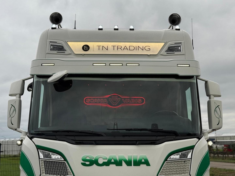 Scania R660 FULL AIR, LEATHER, ALCOA, SHOW INTERIOR, TOP. - Tracteur routier: photos 4 Scania R660 FULL AIR, LEATHER, ALCOA, SHOW INTERIOR, TOP. - Tracteur routier: photos 4