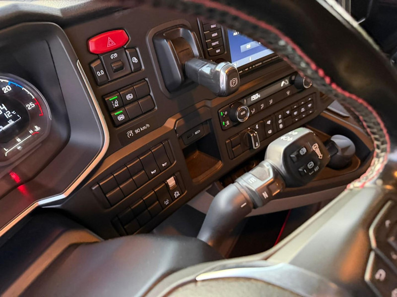 Tracteur routier Scania S580 V8 NGS VOLLUCHT, KING OF THE ROAD, HYDRAULIEK, LEER, ALCOA.: photos 16