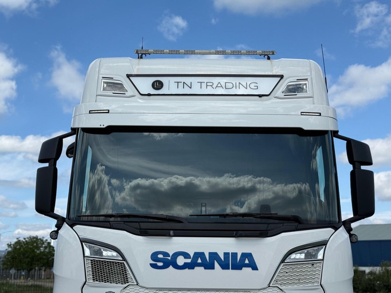 Scania S650 V8 NGS VOLLUCHT, PTO VOORBEREID, 2.95WB, LEER, RETARDER, PARK COOL. - Tracteur routier: photos 5 Scania S650 V8 NGS VOLLUCHT, PTO VOORBEREID, 2.95WB, LEER, RETARDER, PARK COOL. - Tracteur routier: photos 5