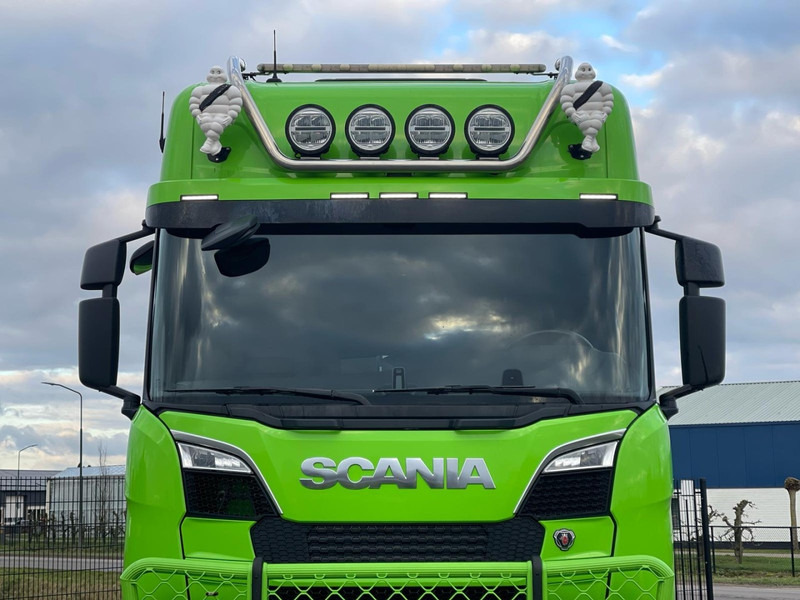 Scania S730 6X4, ADR, VOLLUCHT, RETARDER, LEDER. - Tracteur routier: photos 3 Scania S730 6X4, ADR, VOLLUCHT, RETARDER, LEDER. - Tracteur routier: photos 3