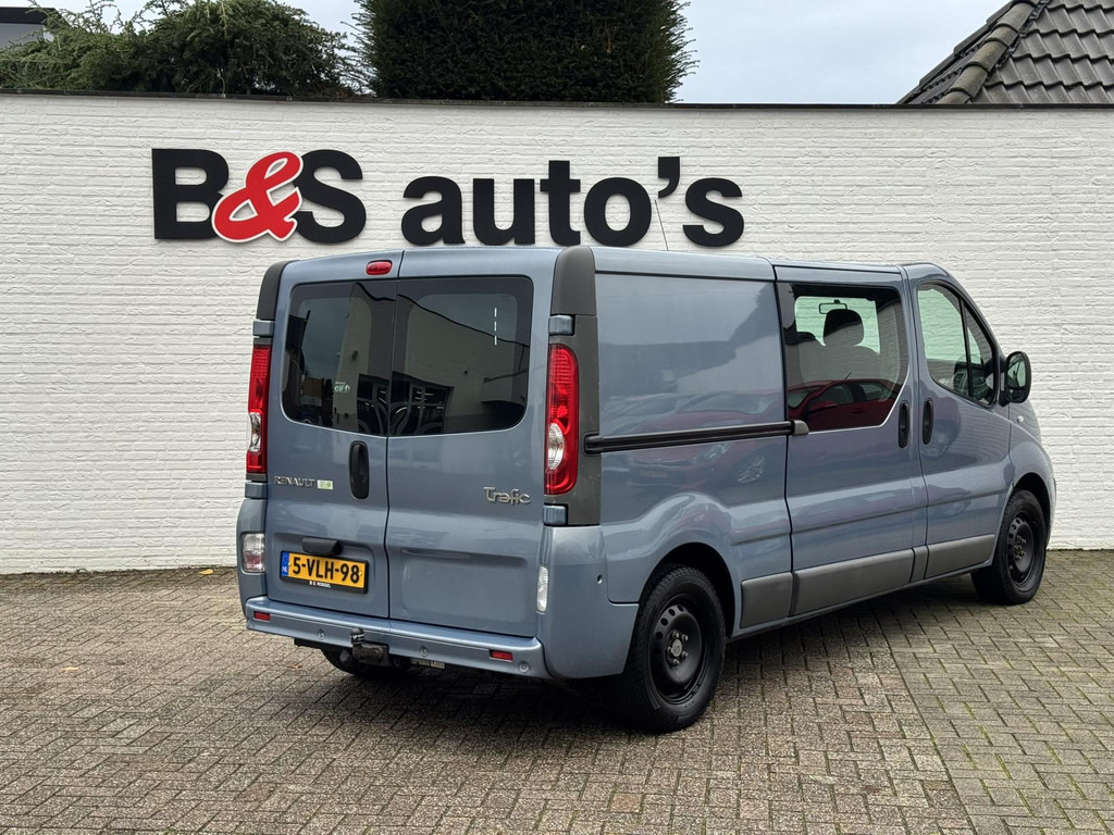 Renault Trafic-2.0 dCi T29 L2H1 dubbele cabine cruise control Airco Bluetooth 2x schuifdeur Laadruimte bekleed Parkeersensoren - Utilitaire double cabine: photos 2 Renault Trafic-2.0 dCi T29 L2H1 dubbele cabine cruise control Airco Bluetooth 2x schuifdeur Laadruimte bekleed Parkeersensoren - Utilitaire double cabine: photos 2