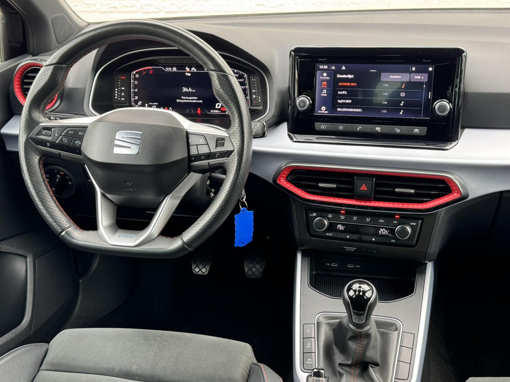 SUV SEAT Arona-1.0 TSI FR Business Connect Adaptive Cruise Climate control Full LED Apple Carplay Parkeersensor achter: photos 18 SUV SEAT Arona-1.0 TSI FR Business Connect Adaptive Cruise Climate control Full LED Apple Carplay Parkeersensor achter: photos 18