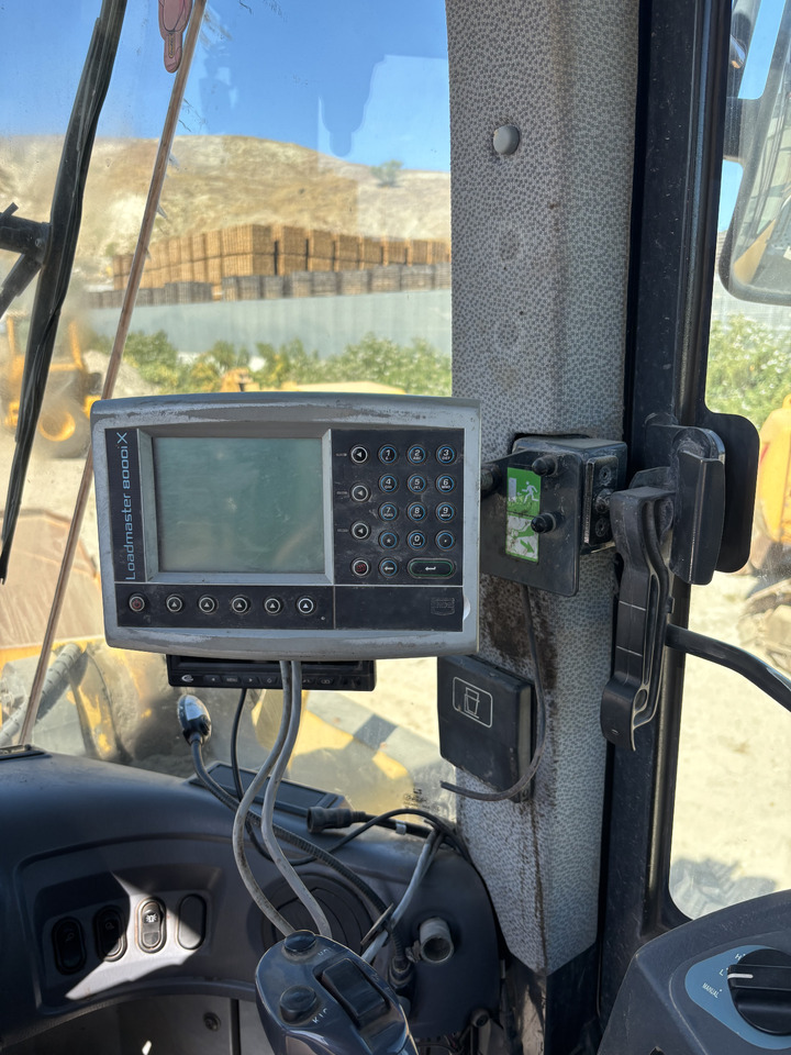 Crédit-bail de KOMATSU WA480-6 KOMATSU WA480-6: photos 13