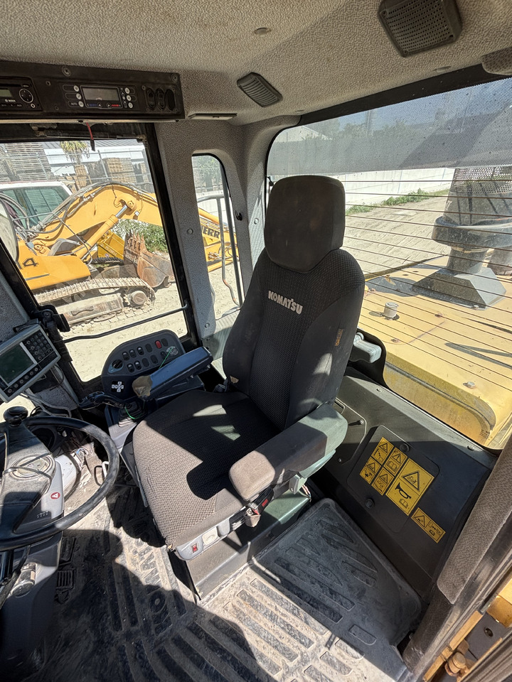 Crédit-bail de KOMATSU WA480-6 KOMATSU WA480-6: photos 12