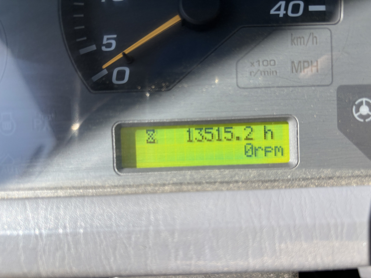 Crédit-bail de KOMATSU WA480-6 KOMATSU WA480-6: photos 16