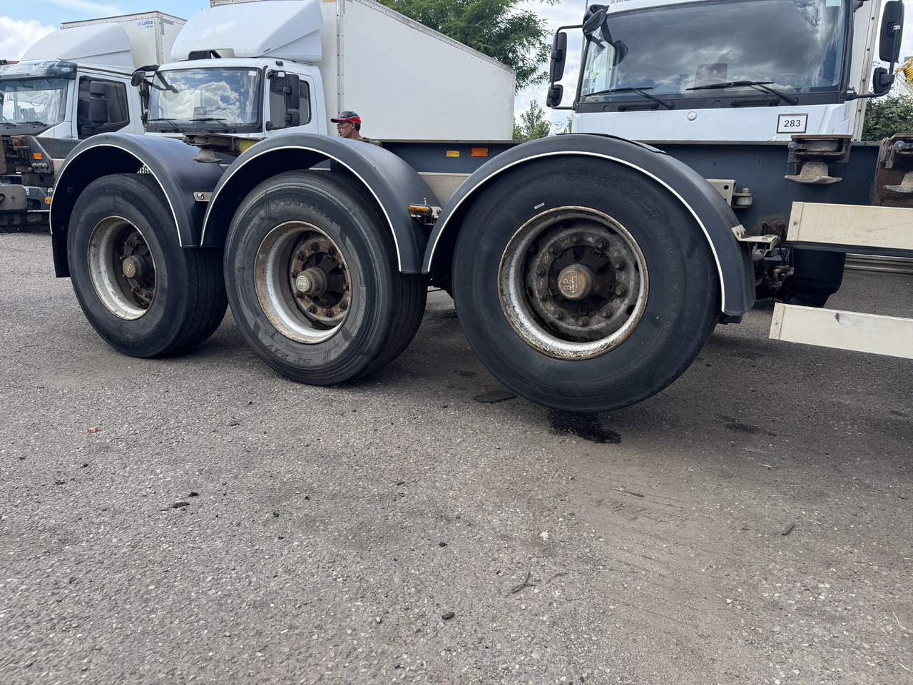 VAN HOOL Porte containers - Semi-remorque porte-conteneur/ Caisse mobile: photos 5 VAN HOOL Porte containers - Semi-remorque porte-conteneur/ Caisse mobile: photos 5