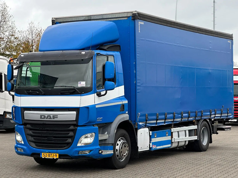 DAF CF 370 Euro 6 / BDF / Laadklep / New Tacho *New Apk* - Camion à rideaux coulissants: photos 1 DAF CF 370 Euro 6 / BDF / Laadklep / New Tacho *New Apk* - Camion à rideaux coulissants: photos 1