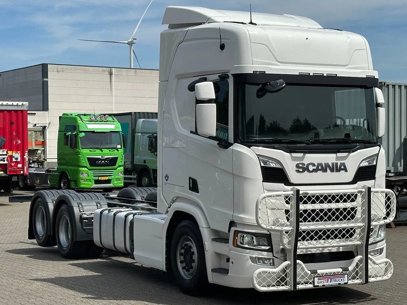 Scania R660 V8 6x4 Chassis with Lift-Axle / Retarder / Wb 4.75 / Full Air / 2 Tank - Châssis cabine: photos 2 Scania R660 V8 6x4 Chassis with Lift-Axle / Retarder / Wb 4.75 / Full Air / 2 Tank - Châssis cabine: photos 2