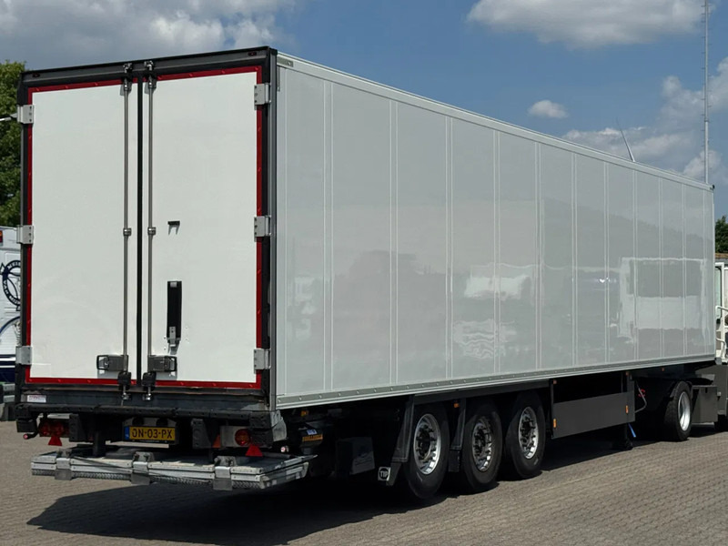 Schmitz Cargobull Carrier Vector 1550 City / OV-Laadklep / Tussenschot / Lift-as / APK 03-2026 - Semi-remorque frigorifique: photos 1 Schmitz Cargobull Carrier Vector 1550 City / OV-Laadklep / Tussenschot / Lift-as / APK 03-2026 - Semi-remorque frigorifique: photos 1
