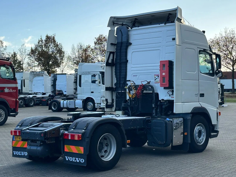 Volvo FH 440 4x2 Globe *425 Tkm* Euro 5 * NL-Truck* - Tracteur routier: photos 3 Volvo FH 440 4x2 Globe *425 Tkm* Euro 5 * NL-Truck* - Tracteur routier: photos 3