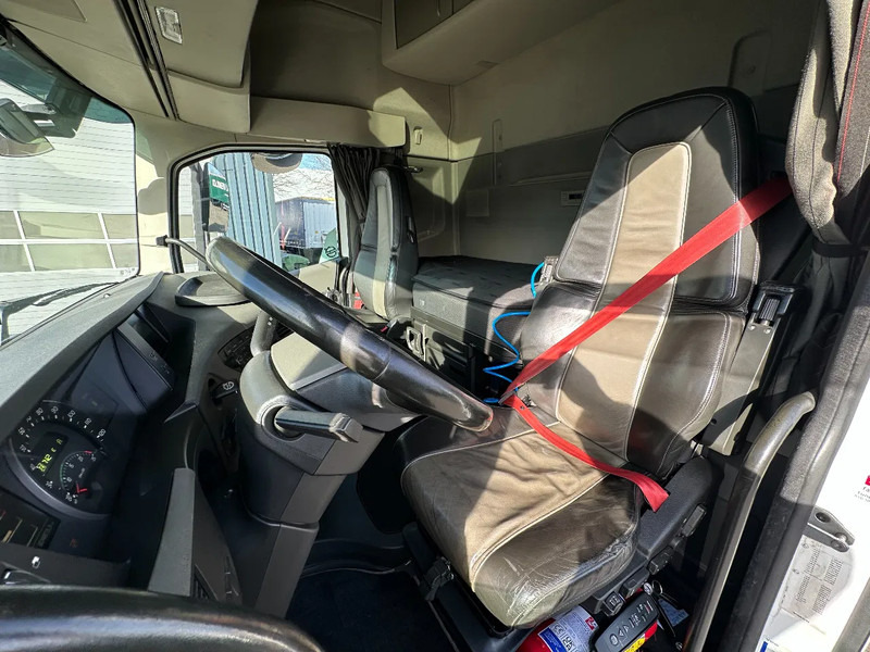 Tracteur routier Volvo FH 540 XL 6x2 Retarder / 2 Tank / Full Air / Euro 6: photos 16 Tracteur routier Volvo FH 540 XL 6x2 Retarder / 2 Tank / Full Air / Euro 6: photos 16