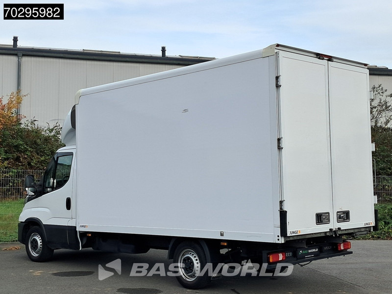 Iveco Daily 35S16 Automatik Kastenwagen Hintertüren 160PS Klimaanlage Kamera Euro6 Möbelkasten A/C - Fourgon grand volume: photos 3 Iveco Daily 35S16 Automatik Kastenwagen Hintertüren 160PS Klimaanlage Kamera Euro6 Möbelkasten A/C - Fourgon grand volume: photos 3