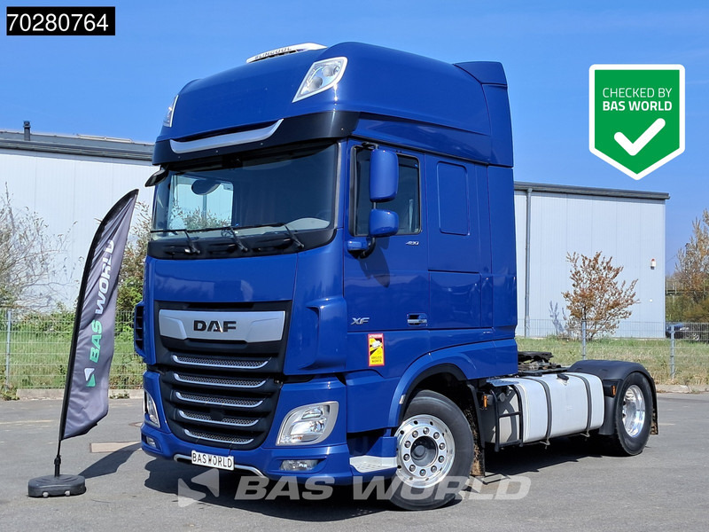 DAF XF 480 4X2 SSC Retarder PTO Standklima Alcoa's Navi ACC LED - Tracteur routier: photos 1 DAF XF 480 4X2 SSC Retarder PTO Standklima Alcoa's Navi ACC LED - Tracteur routier: photos 1