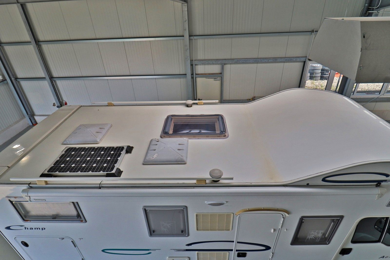 Cristall A 670 G/Automatik/Festbett/Garage/Solar/Markise - Camping-car capucine: photos 4 Cristall A 670 G/Automatik/Festbett/Garage/Solar/Markise - Camping-car capucine: photos 4