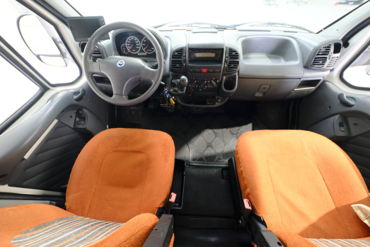 Eura Mobil A 600 HS/Rundsitzgruppe/Markise/dop.Boden/DPF - Camping-car capucine: photos 5 Eura Mobil A 600 HS/Rundsitzgruppe/Markise/dop.Boden/DPF - Camping-car capucine: photos 5
