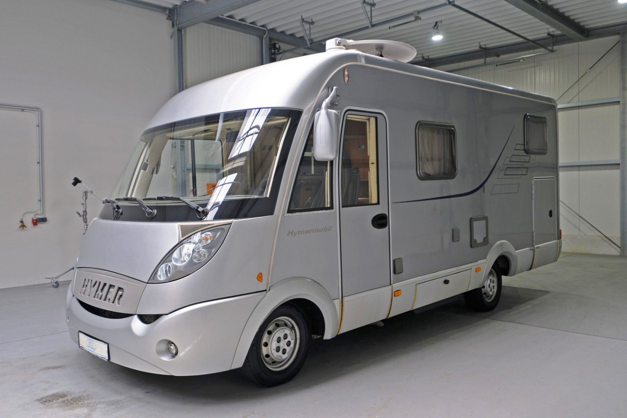 HYMER / ERIBA / HYMERCAR B 514 CL/Festbett+Hubbett/Garage/Klima/Markise - Camping-car intégral: photos 2 HYMER / ERIBA / HYMERCAR B 514 CL/Festbett+Hubbett/Garage/Klima/Markise - Camping-car intégral: photos 2