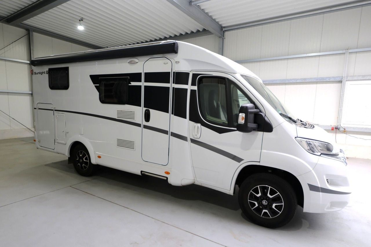 Sunlight V 66 Adventure Edition/Einzelbetten/Garage/Klima - Camping-car profilé: photos 1 Sunlight V 66 Adventure Edition/Einzelbetten/Garage/Klima - Camping-car profilé: photos 1