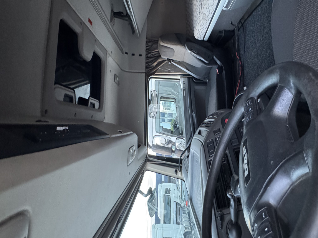 DAF XF 460 - Tracteur routier: photos 5 DAF XF 460 - Tracteur routier: photos 5