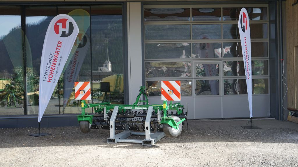 Düvelsdorf GREEN.RAKE vario 2,5m (20605) - Herse étrille: photos 1 Düvelsdorf GREEN.RAKE vario 2,5m (20605) - Herse étrille: photos 1