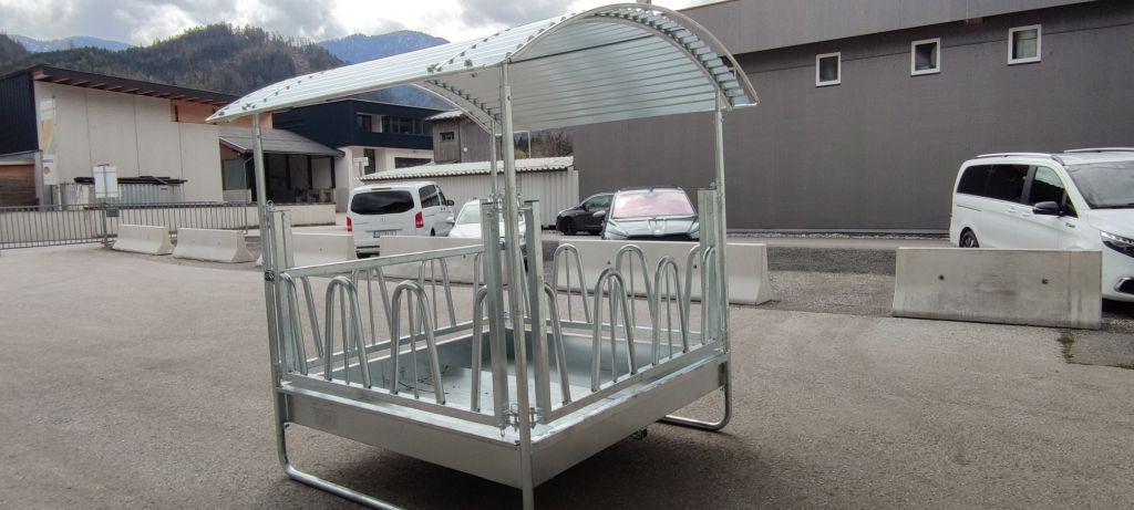 Kerbl Viereckraufe mit Palisadenfressgitter (15921) - Matériel d'élevage: photos 4 Kerbl Viereckraufe mit Palisadenfressgitter (15921) - Matériel d'élevage: photos 4