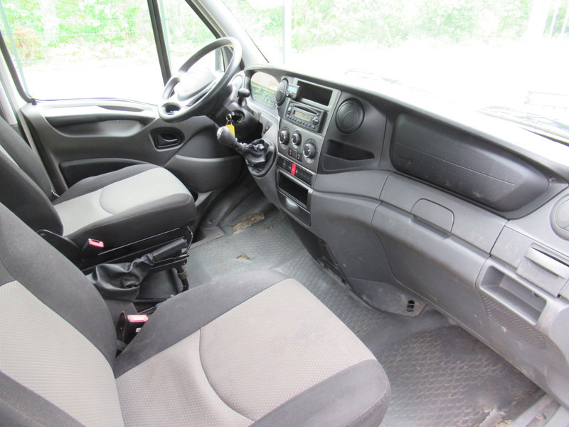 Utilitaire plateau, Utilitaire double cabine Iveco Daily 29L13 2.3HPi 93KW 345 DOKA Dubbelcabine: photos 7 Utilitaire plateau, Utilitaire double cabine Iveco Daily 29L13 2.3HPi 93KW 345 DOKA Dubbelcabine: photos 7