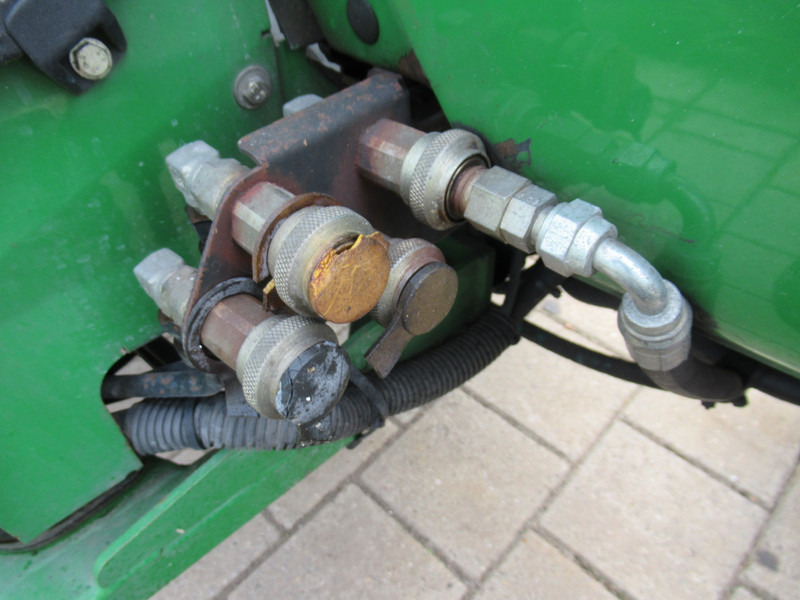 Tracteur agricole John Deere 4110 4WD 4x4 Hydrostaat Cabine: photos 15