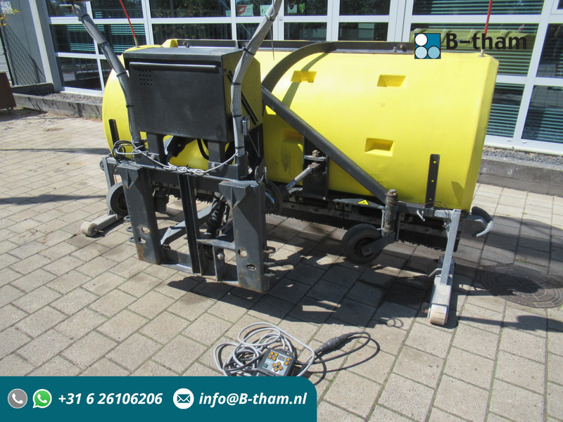 NIDO SCHMIDT SNK 27, 24V HYDRO Snowplow Schneepflug 270 CM - Engin de déneigement: photos 1 NIDO SCHMIDT SNK 27, 24V HYDRO Snowplow Schneepflug 270 CM - Engin de déneigement: photos 1