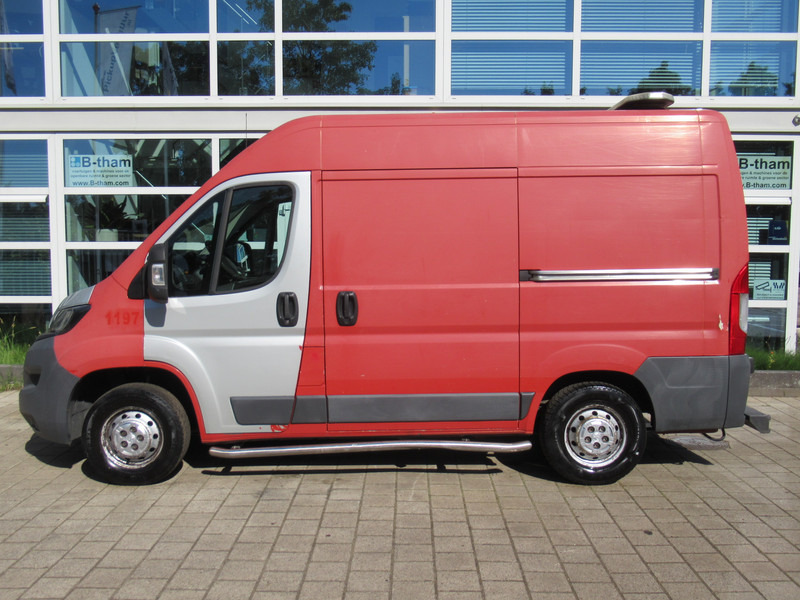 Peugeot Boxer 330 2.0 HDI 81KW L1H2 Pro AIRCO - Klima - Fourgonnette: photos 2 Peugeot Boxer 330 2.0 HDI 81KW L1H2 Pro AIRCO - Klima - Fourgonnette: photos 2