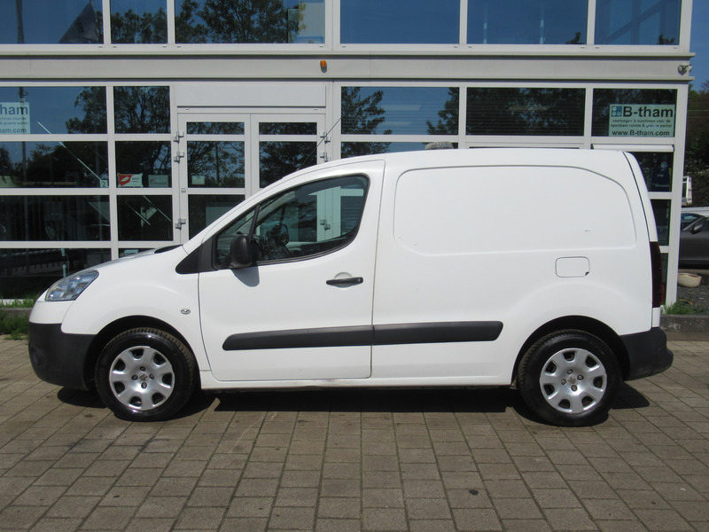 Peugeot Partner 120 1.6 HDI L1 XT AIRCO - KLIMA Schuifdeur - Fourgon grand volume: photos 2 Peugeot Partner 120 1.6 HDI L1 XT AIRCO - KLIMA Schuifdeur - Fourgon grand volume: photos 2