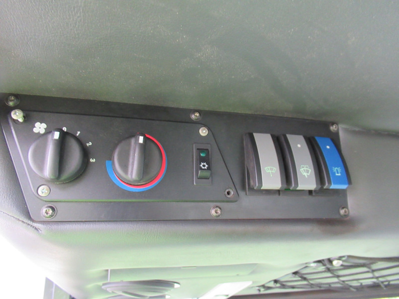 Motofaucheuse ROBERINE F3 3-delige klepelmaaier 30KW 4WD 4x4: photos 12