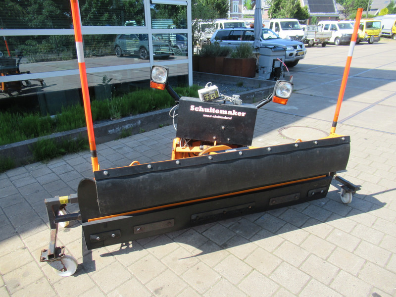 Schuitemaker Villeton Jean LMT 20.50 208CM 12V Sneeuwschuif Snow Plow - Lame à neige: photos 3 Schuitemaker Villeton Jean LMT 20.50 208CM 12V Sneeuwschuif Snow Plow - Lame à neige: photos 3