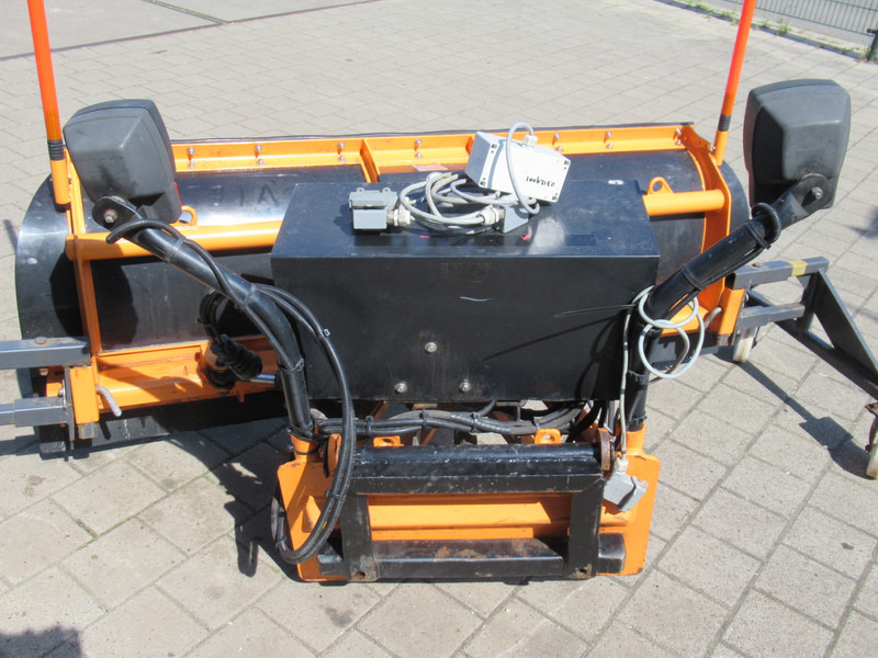 Villeton Jean LMT 20.50 208CM 12V Schneepflug Sneeuwschuif Snow Plow - Lame à neige: photos 2 Villeton Jean LMT 20.50 208CM 12V Schneepflug Sneeuwschuif Snow Plow - Lame à neige: photos 2