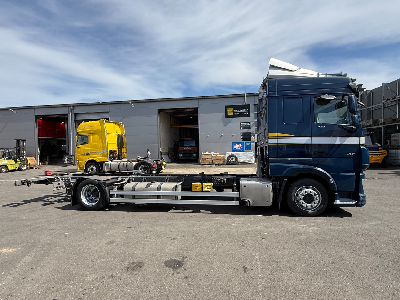 DAF XF430/Jumbo;Mega/Intarder/Standklima-Heizung/BDF - Camion porte-conteneur/ Caisse mobile: photos 4 DAF XF430/Jumbo;Mega/Intarder/Standklima-Heizung/BDF - Camion porte-conteneur/ Caisse mobile: photos 4