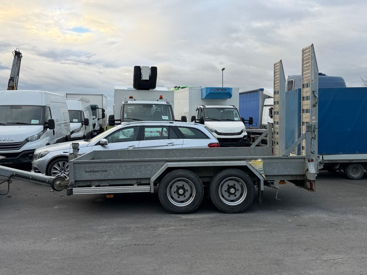 Humbaur Tandem-Tieflader HS 654020 TA-BS, Rampen, 4,9NL - Remorque porte-engin surbaissée: photos 2 Humbaur Tandem-Tieflader HS 654020 TA-BS, Rampen, 4,9NL - Remorque porte-engin surbaissée: photos 2