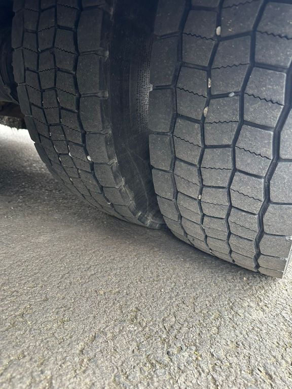 Mercedes-Benz Atego 824 Top-Ausstattung*Pritsche-Plane*Top* Mercedes-Benz Atego 824 Top-Ausstattung*Pritsche-Plane*Top* - Utilitaire rideaux coulissants (PLSC): photos 2 Mercedes-Benz Atego 824 Top-Ausstattung*Pritsche-Plane*Top* Mercedes-Benz Atego 824 Top-Ausstattung*Pritsche-Plane*Top* - Utilitaire rideaux coulissants (PLSC): photos 2