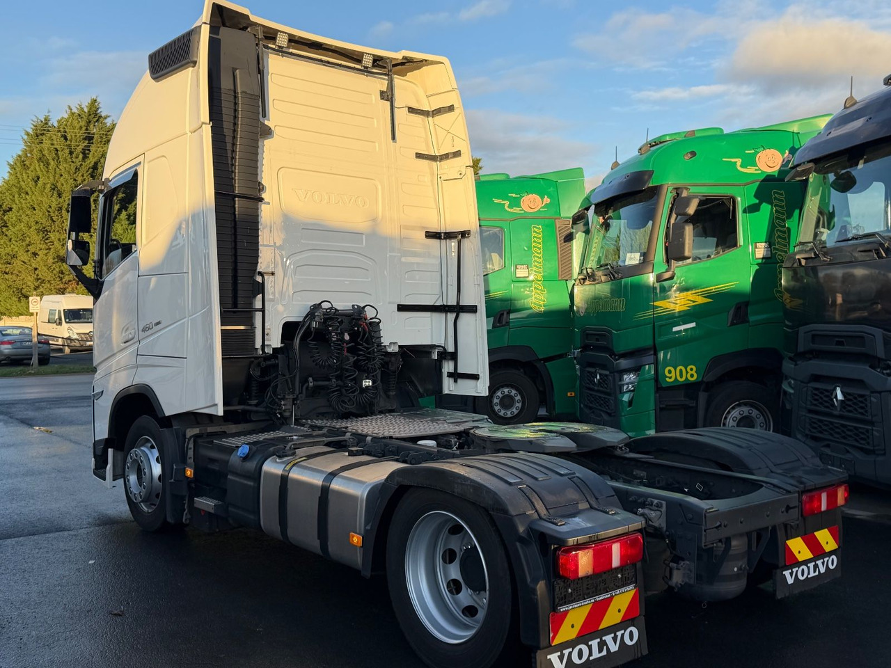 Volvo FH 460 Globetrotter XL, iSave, Lowdeck, E6 - Tracteur routier: photos 5 Volvo FH 460 Globetrotter XL, iSave, Lowdeck, E6 - Tracteur routier: photos 5