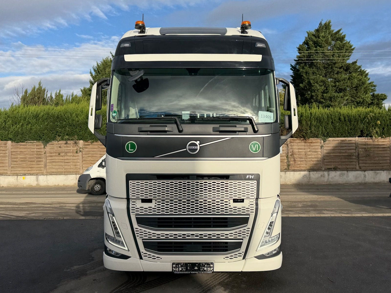 Volvo FH 460 Globetrotter XL, iSave, Lowdeck, Hub, E6 - Tracteur routier: photos 2 Volvo FH 460 Globetrotter XL, iSave, Lowdeck, Hub, E6 - Tracteur routier: photos 2
