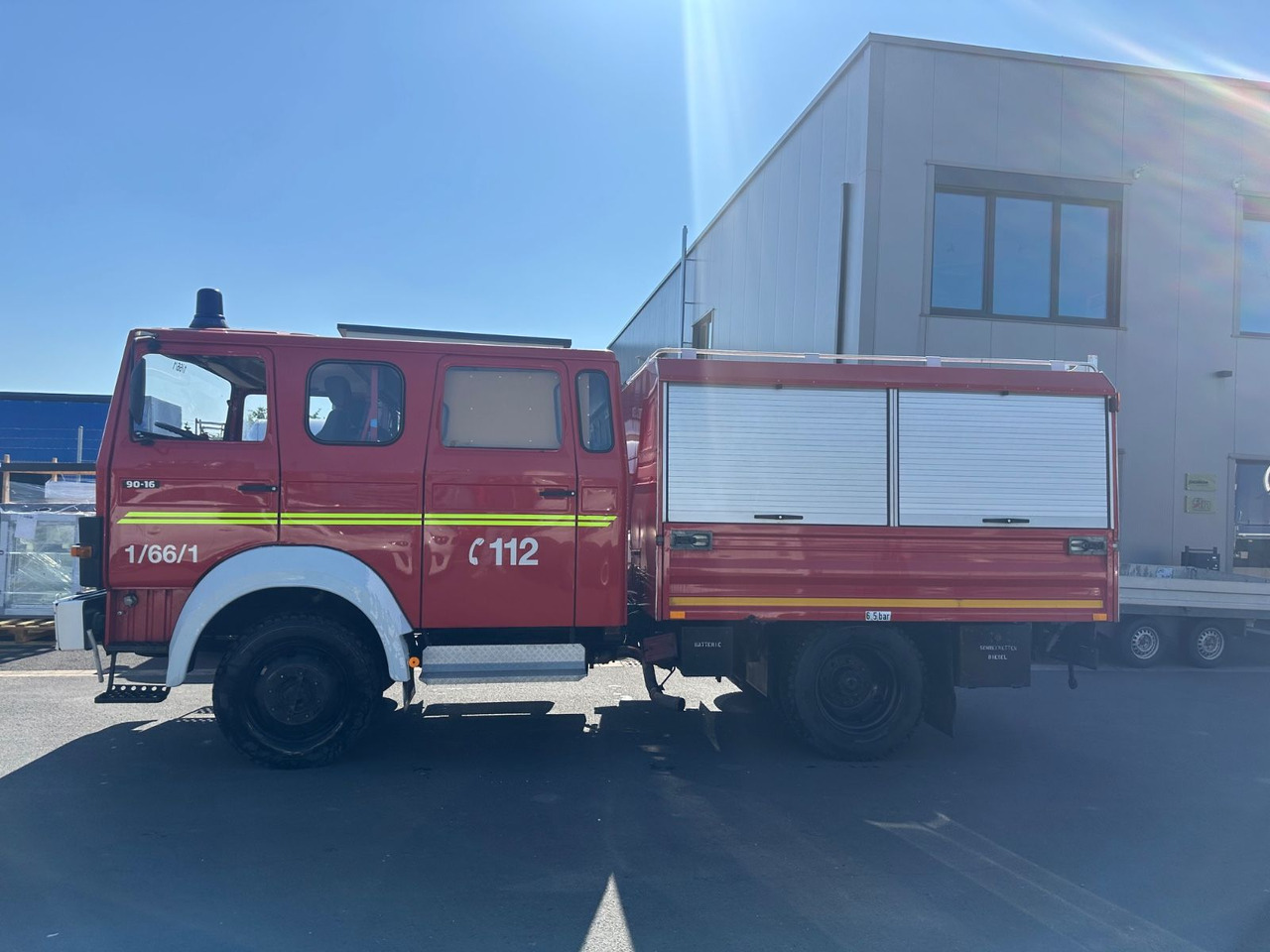Magirus Deutz 90-16 / DoKa/4x4; Allrad/5-Gang/ 7,5t/Tüv - Véhicule utilitaire, Utilitaire double cabine: photos 2 Magirus Deutz 90-16 / DoKa/4x4; Allrad/5-Gang/ 7,5t/Tüv - Véhicule utilitaire, Utilitaire double cabine: photos 2