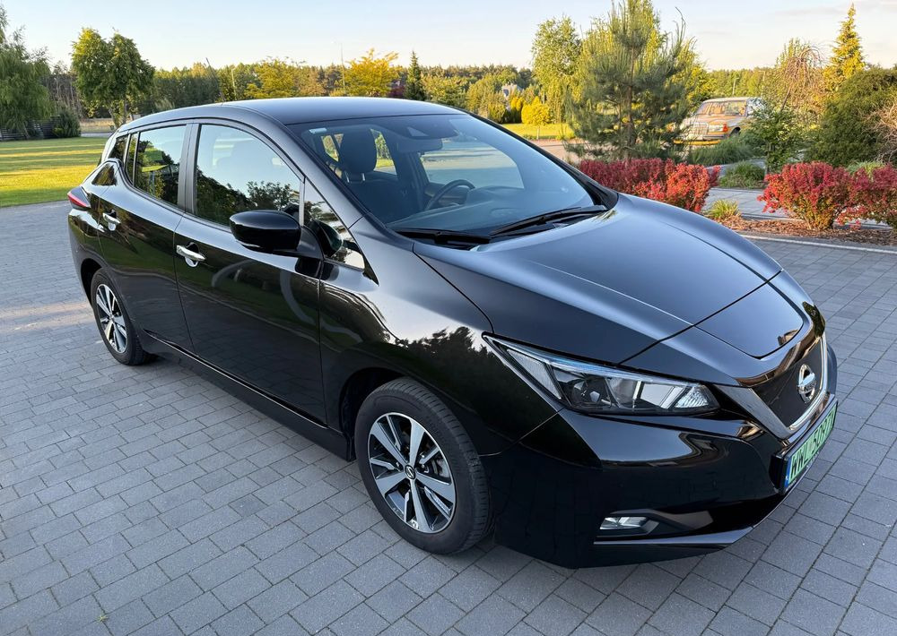 Nissan Leaf 40kWh Acenta - Voiture: photos 3 Nissan Leaf 40kWh Acenta - Voiture: photos 3
